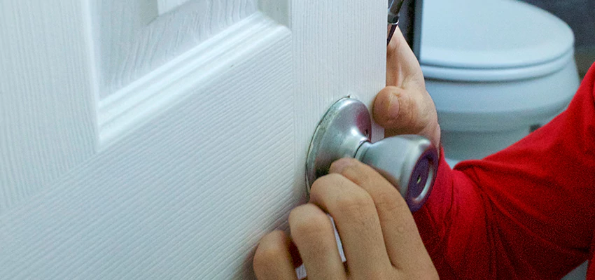 Vintage Door Knob Replacement in Linda, CA